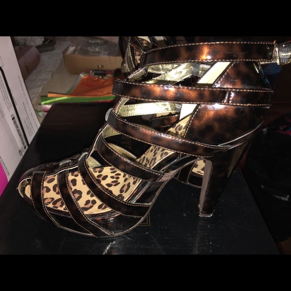 Gladiator Sandals Bronze Metallic - Picture 5 of 7
